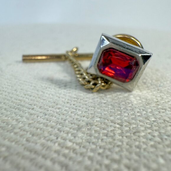 Hickok Tie Tack Red Glass Gold-Tone Vintage USA - Picture 1 of 5